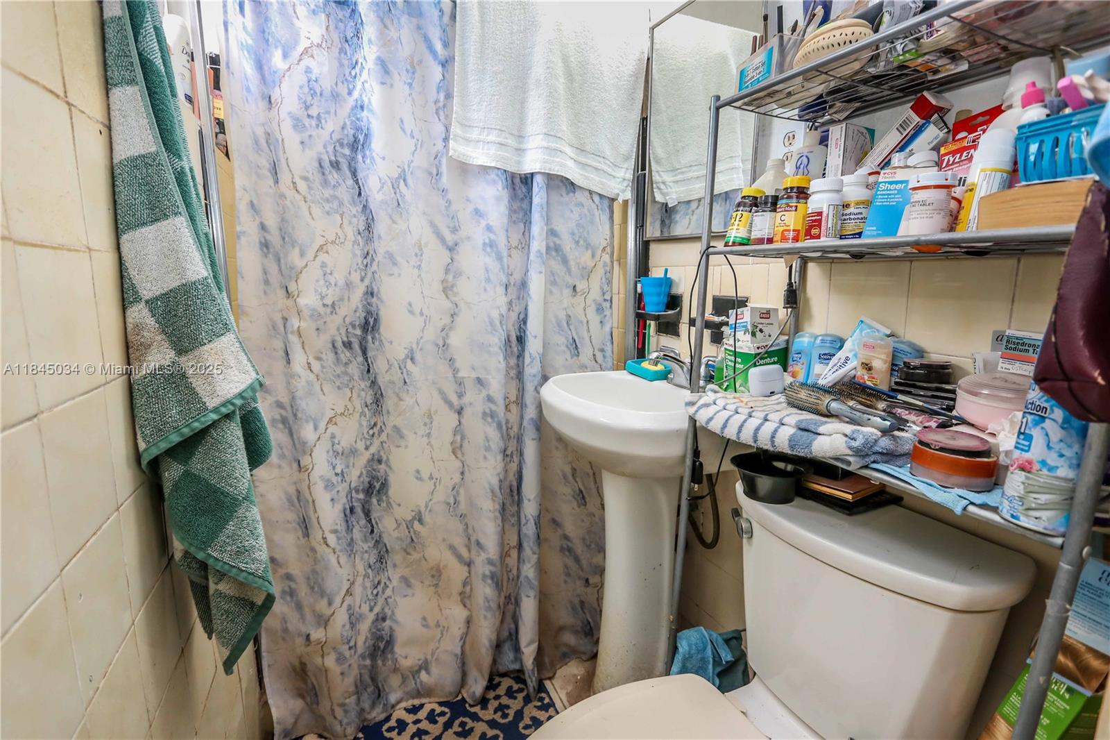 Ver detalles / 1200 sq. ft. $ 2025-07-22 0 foto
