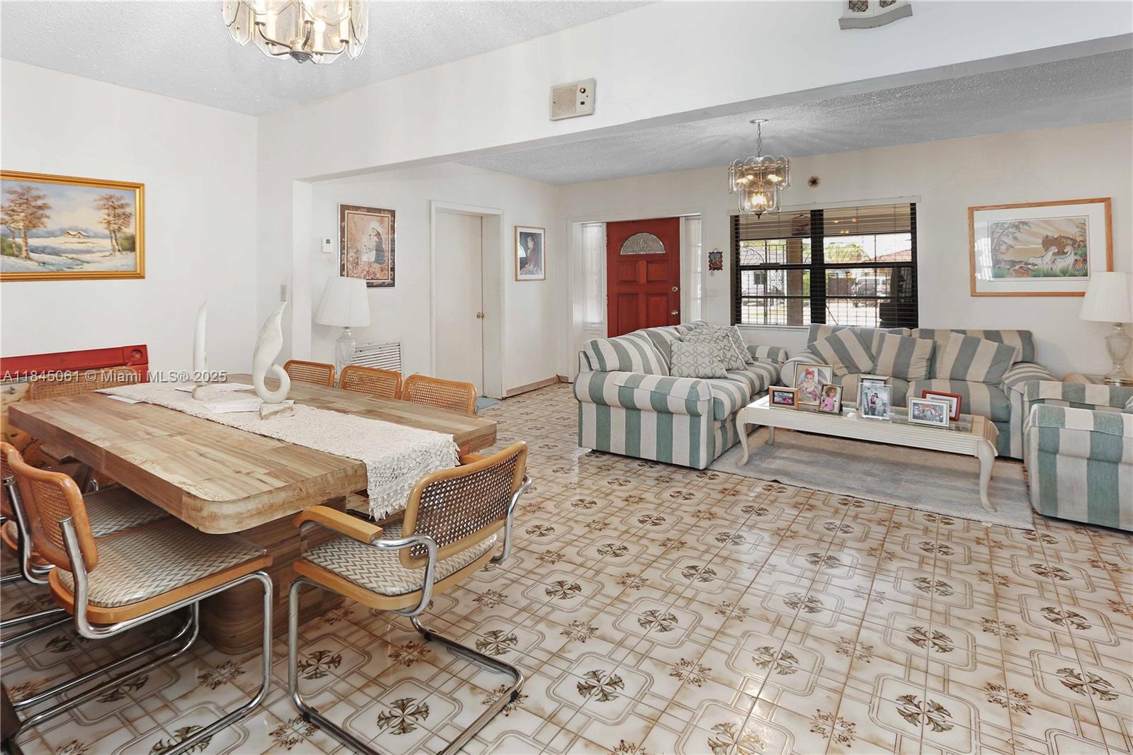 See details / sq. ft. $ 2025-07-22 0 Photo