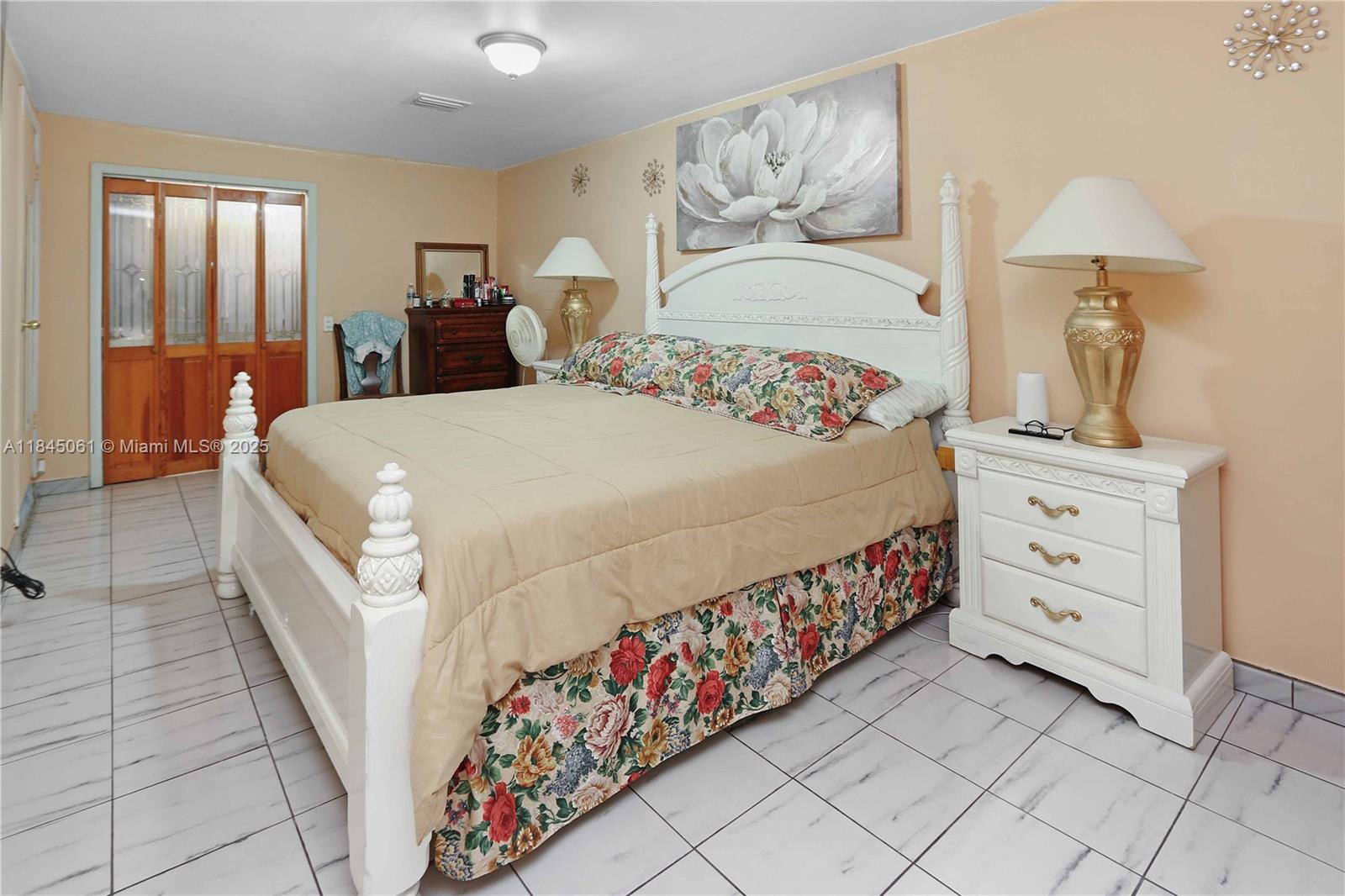 See details / sq. ft. $ 2025-07-22 0 Photo