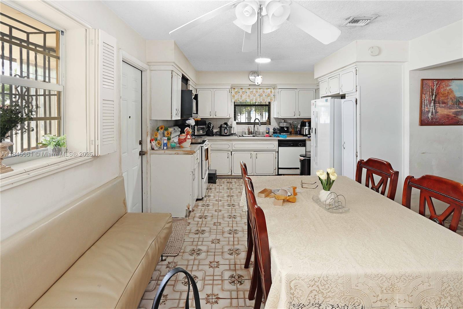See details / sq. ft. $ 2025-07-22 0 Photo