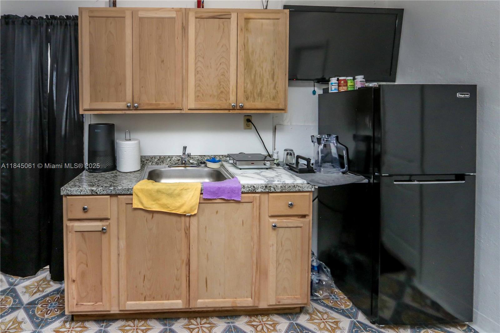 See details / sq. ft. $ 2025-07-22 0 Photo