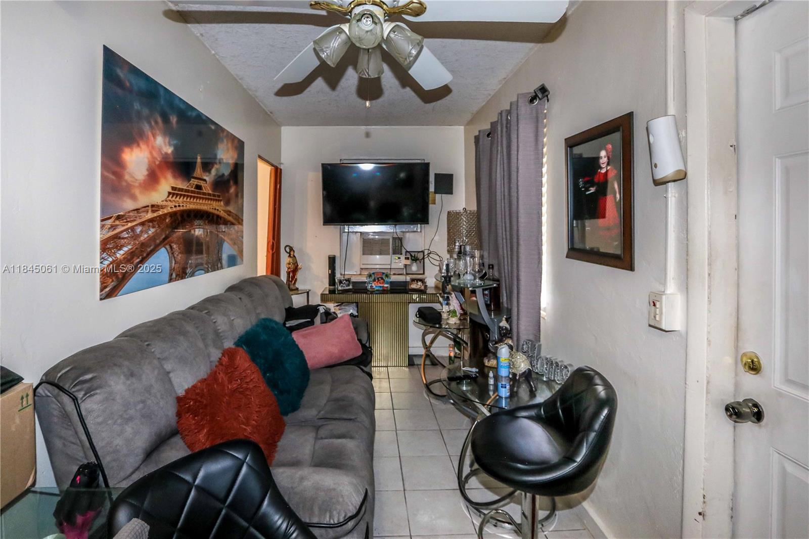 See details / sq. ft. $ 2025-07-22 0 Photo