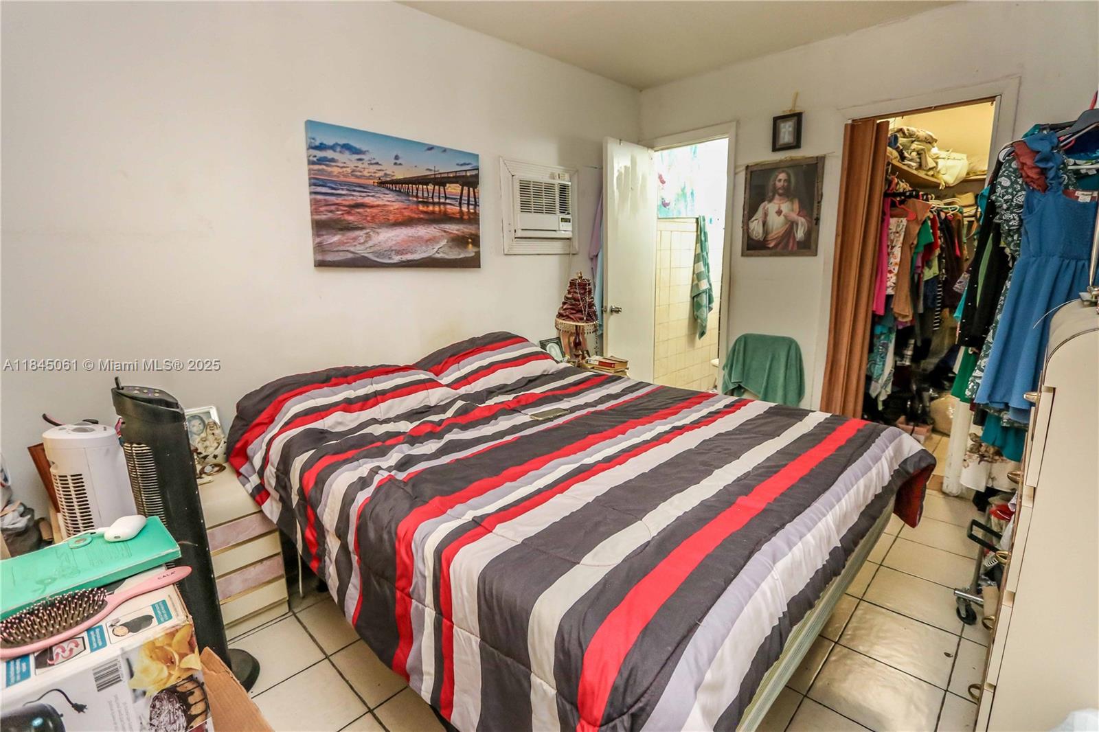 See details / sq. ft. $ 2025-07-22 0 Photo