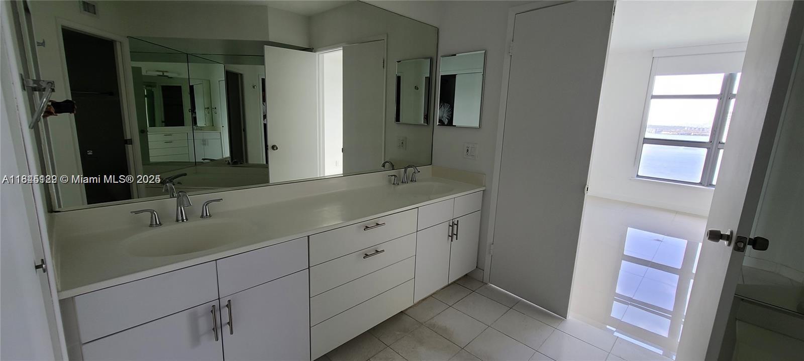Photo of 19101 36th Ct  #1405, Aventura, Florida, 33180 - 