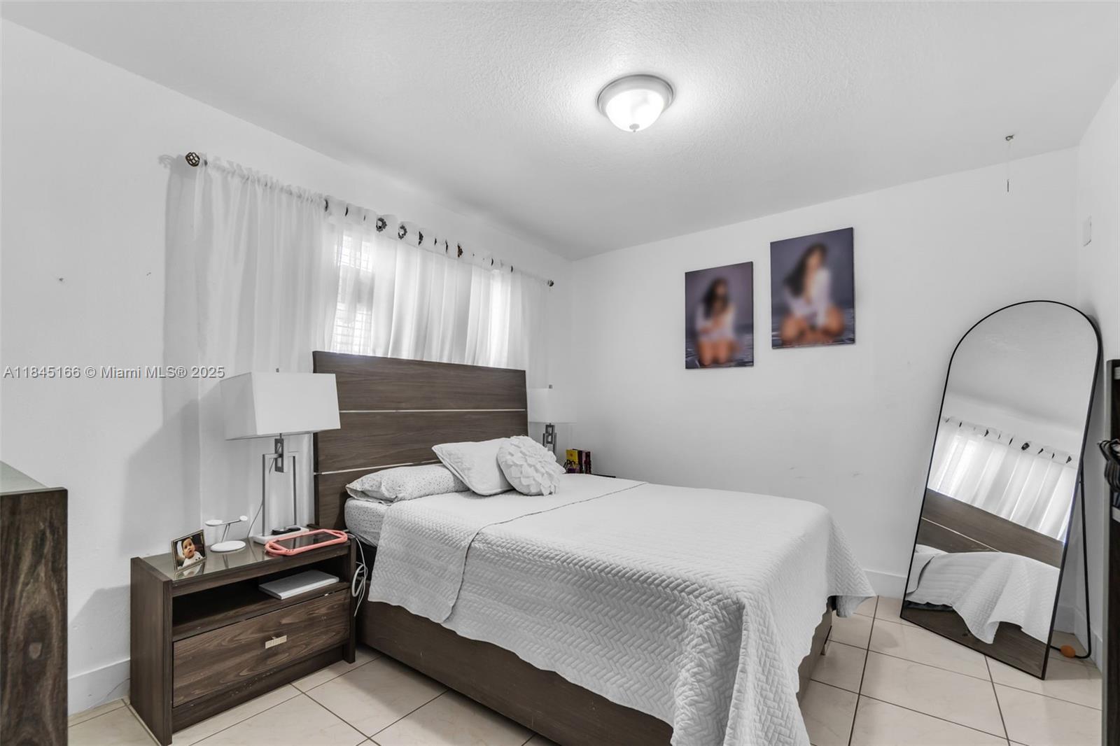 See details / 3228 sq. ft. $ 2025-07-22 0 Photo