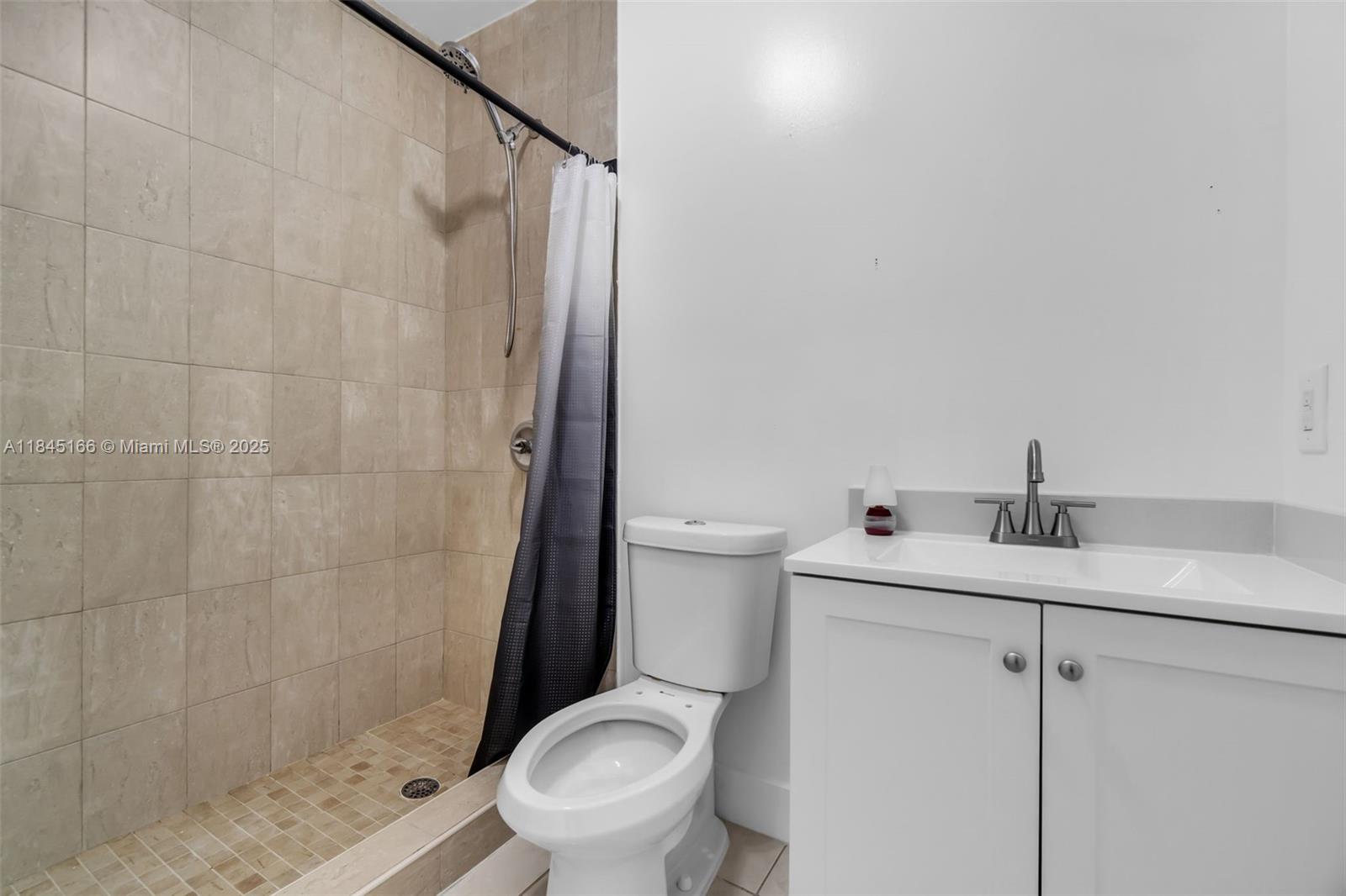See details / 3228 sq. ft. $ 2025-07-22 0 Photo