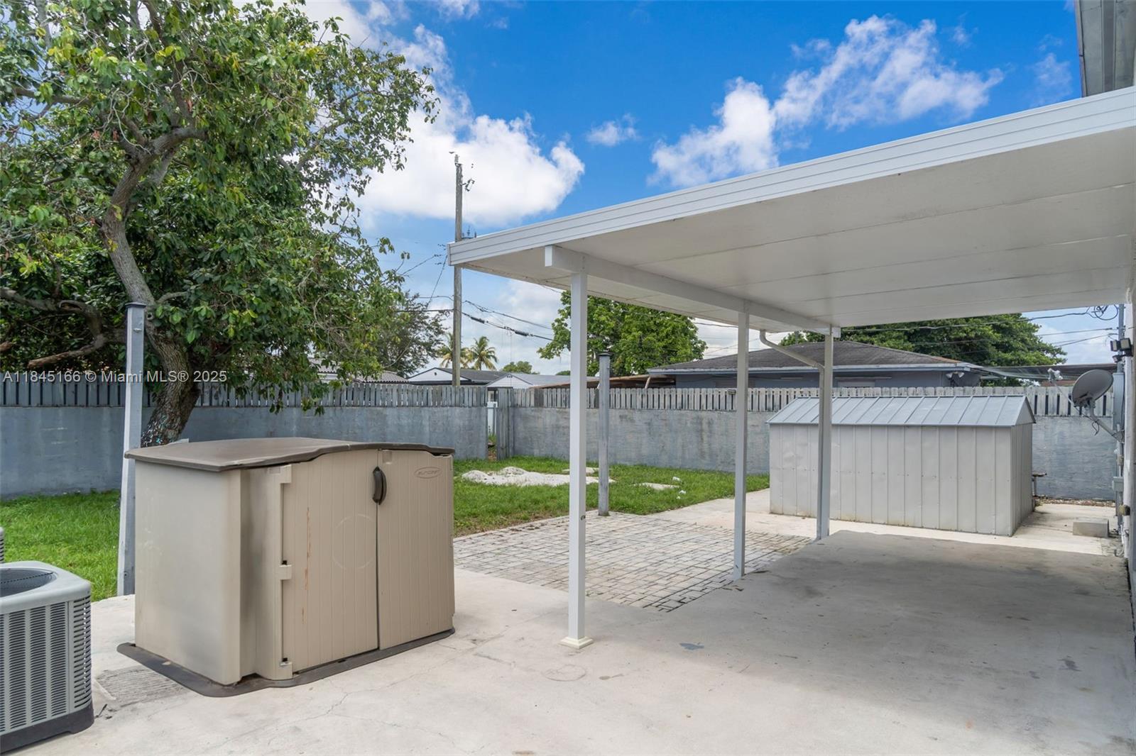 See details / 3228 sq. ft. $ 2025-07-22 0 Photo