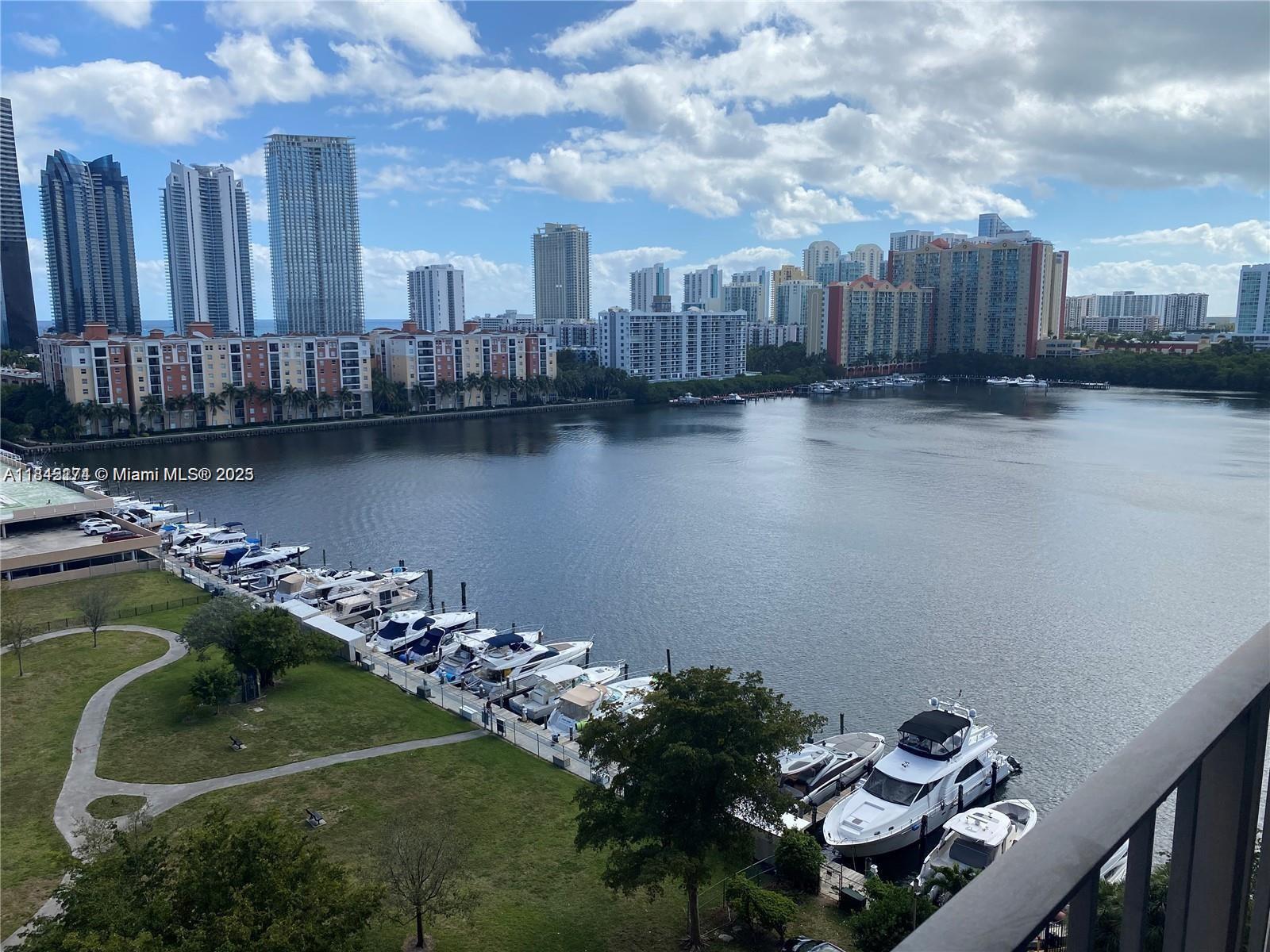See details 1415 0 / 1 732 sq. ft. $ 2025-07-22 0 Photo