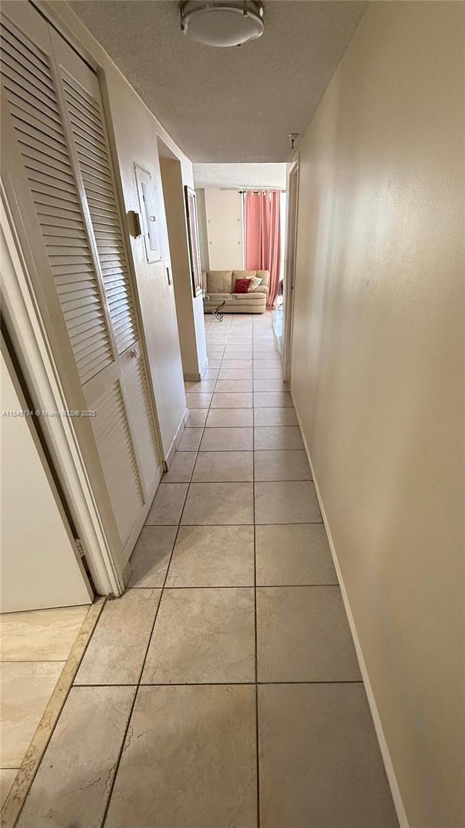 See details 1415 0 / 1 732 sq. ft. $ 2025-07-22 0 Photo