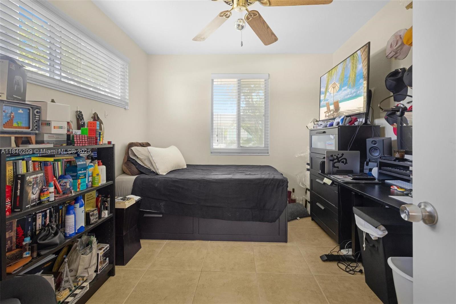 See details / 1828 sq. ft. $ 2025-07-22 0 Photo