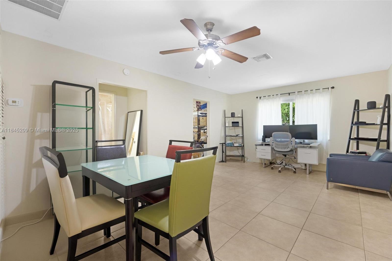 See details / 1828 sq. ft. $ 2025-07-22 0 Photo