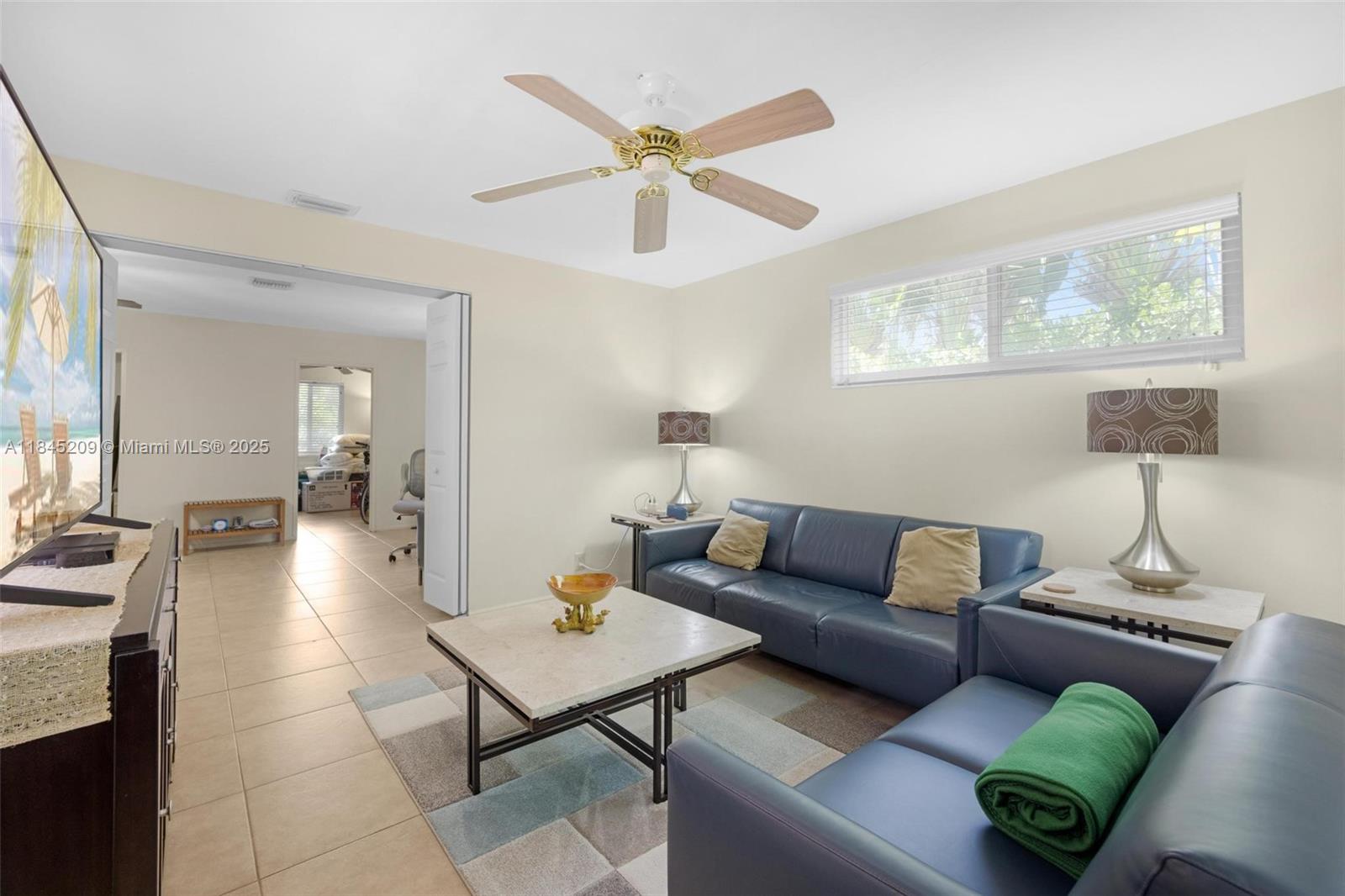 See details / 1828 sq. ft. $ 2025-07-22 0 Photo