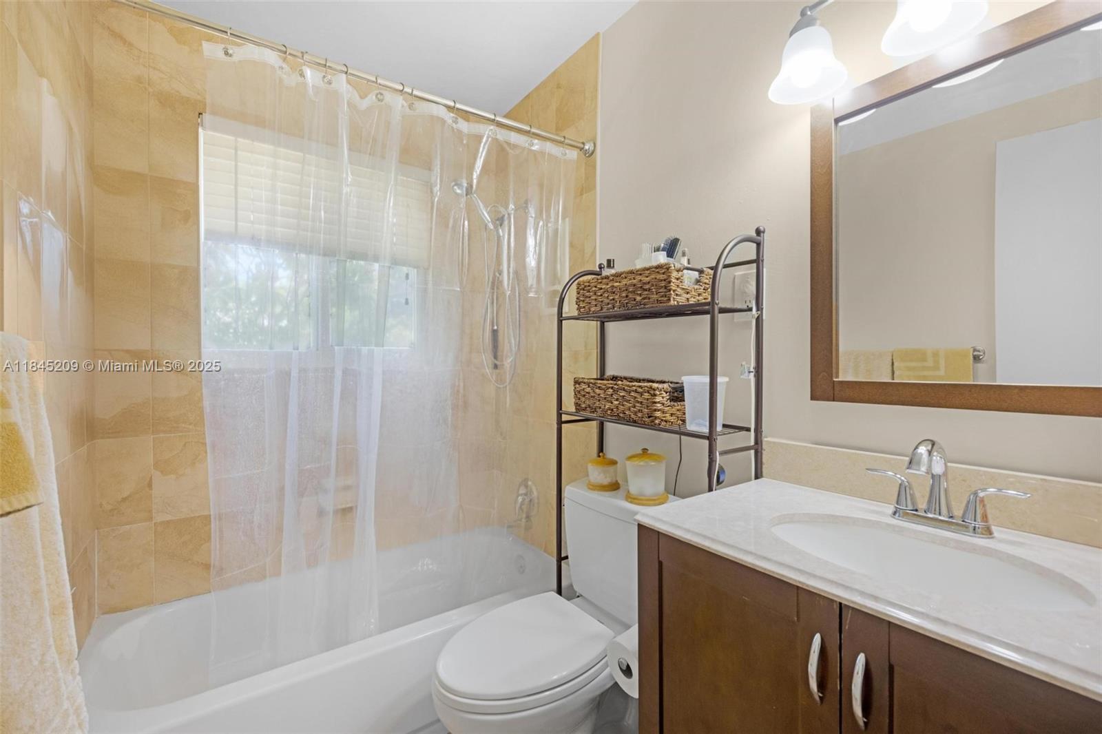 See details / 1828 sq. ft. $ 2025-07-22 0 Photo