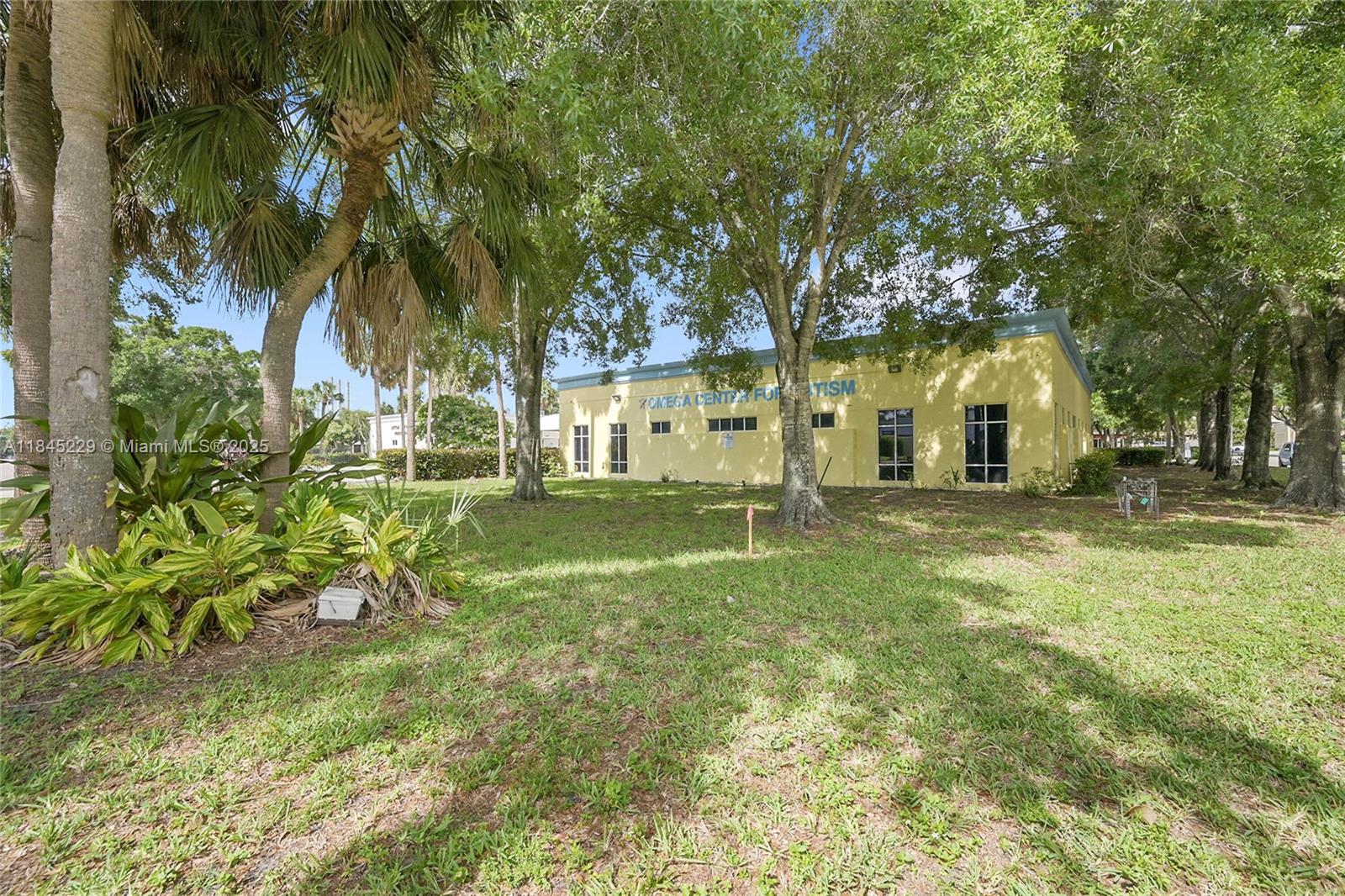   /   sq. ft. $ 2025-07-22 0 foto