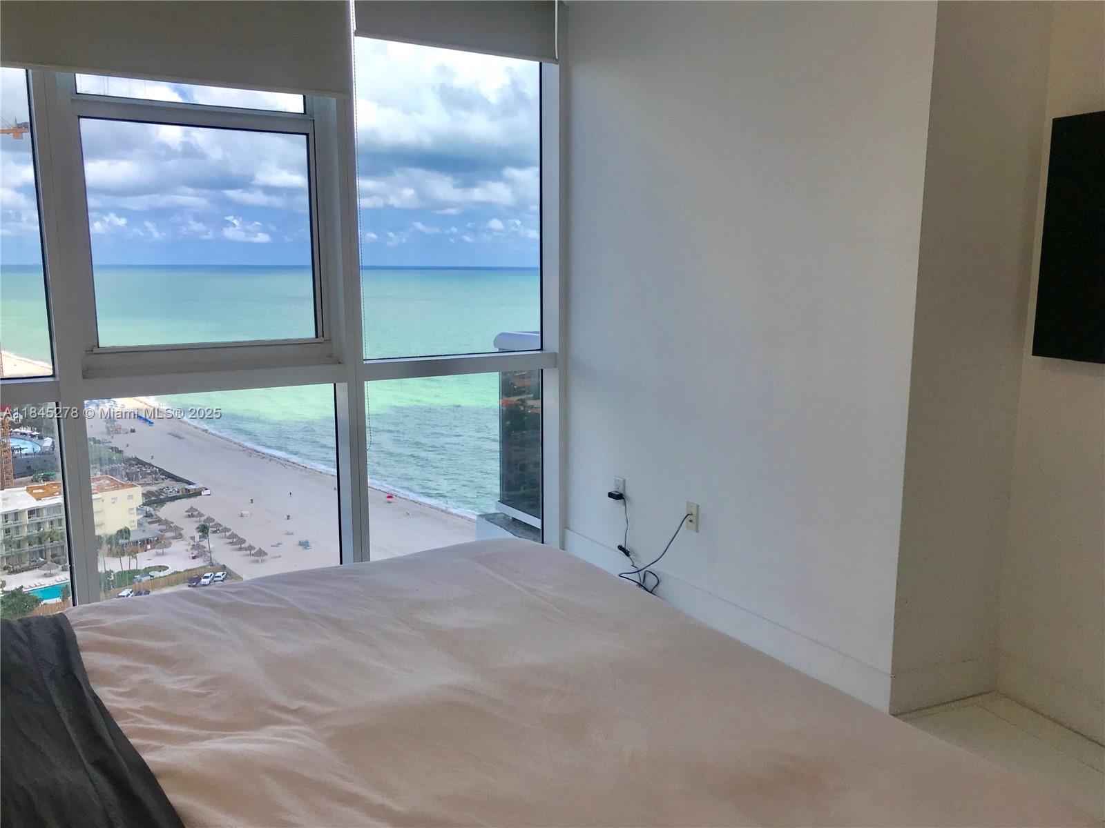 See details 3302 1 / 2 958 sq. ft. $ 2025-07-22 0 Photo