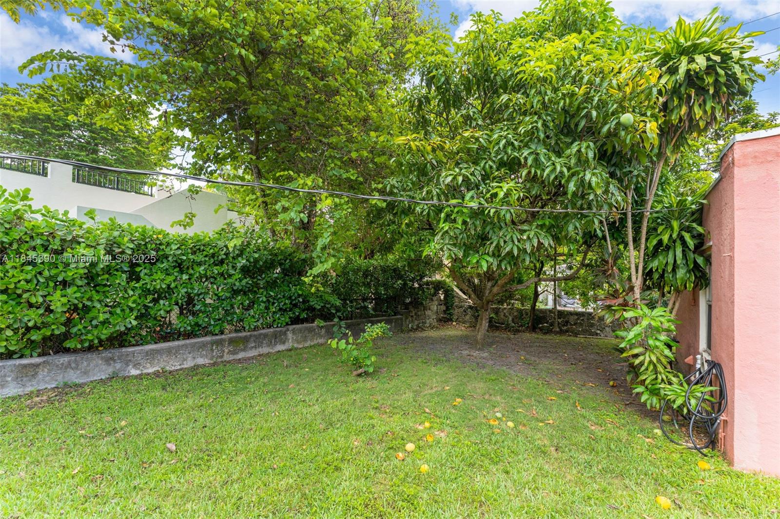 See details / sq. ft. $ 2025-07-22 0 Photo