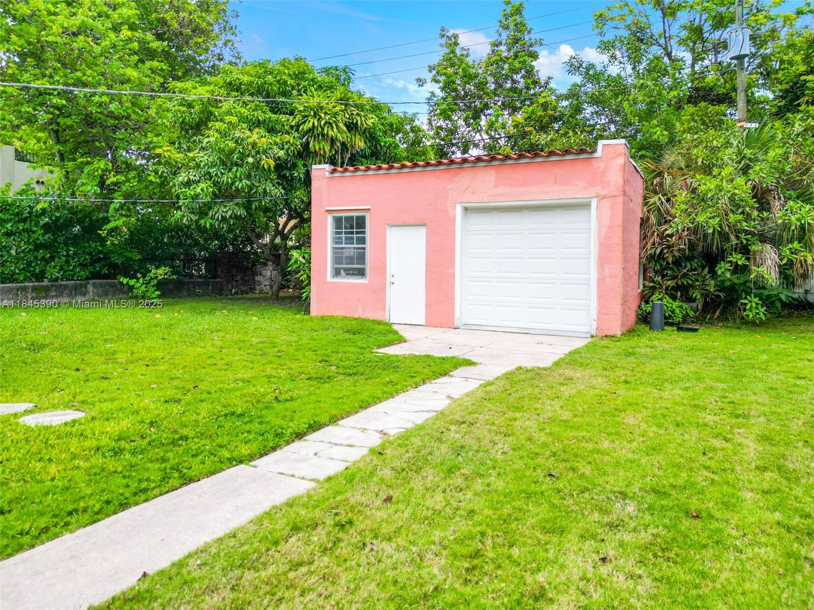 See details / sq. ft. $ 2025-07-22 0 Photo