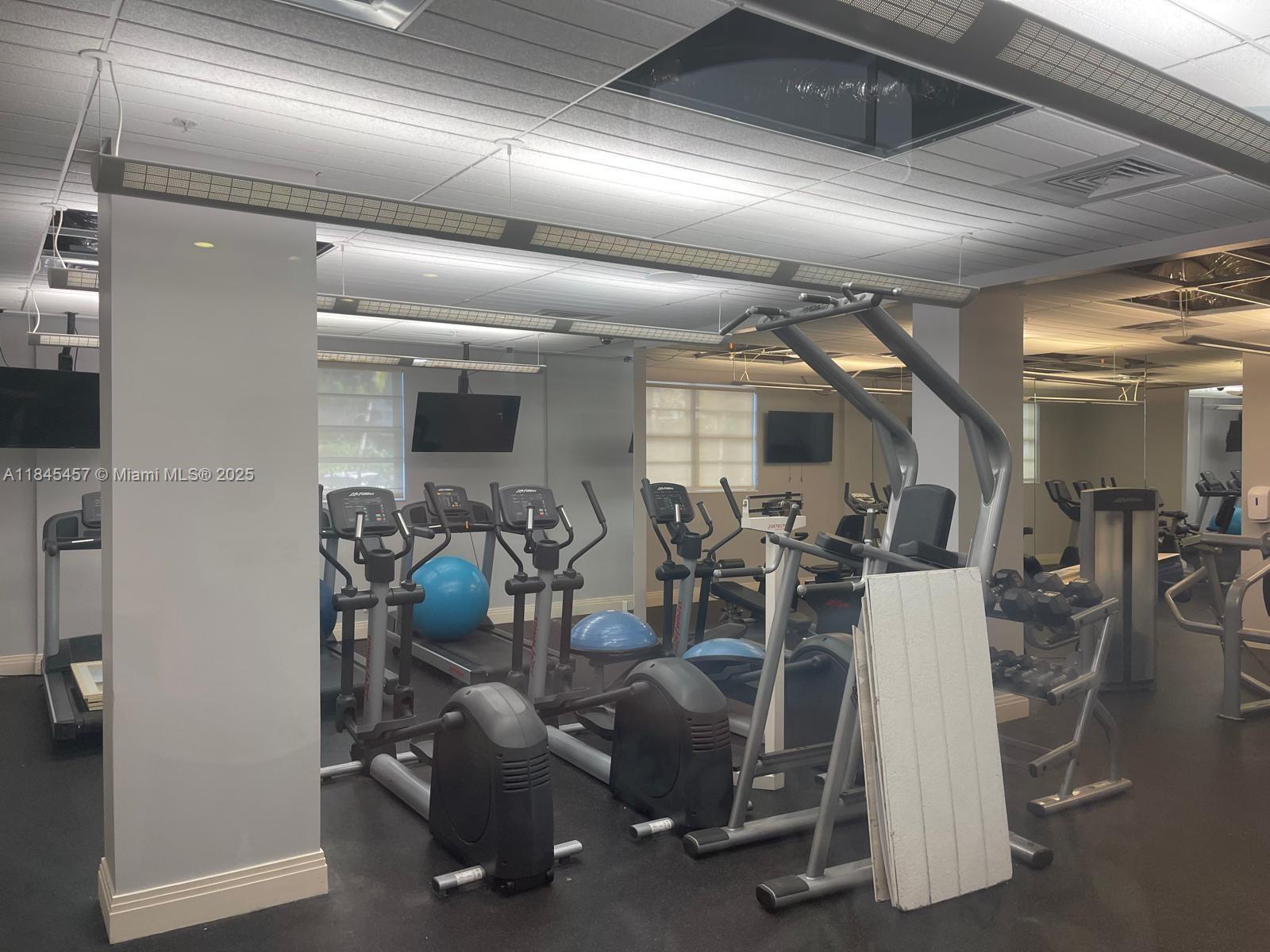 Photo of 3901 Ocean Dr  #3U, Hollywood, Florida, 33019 - 