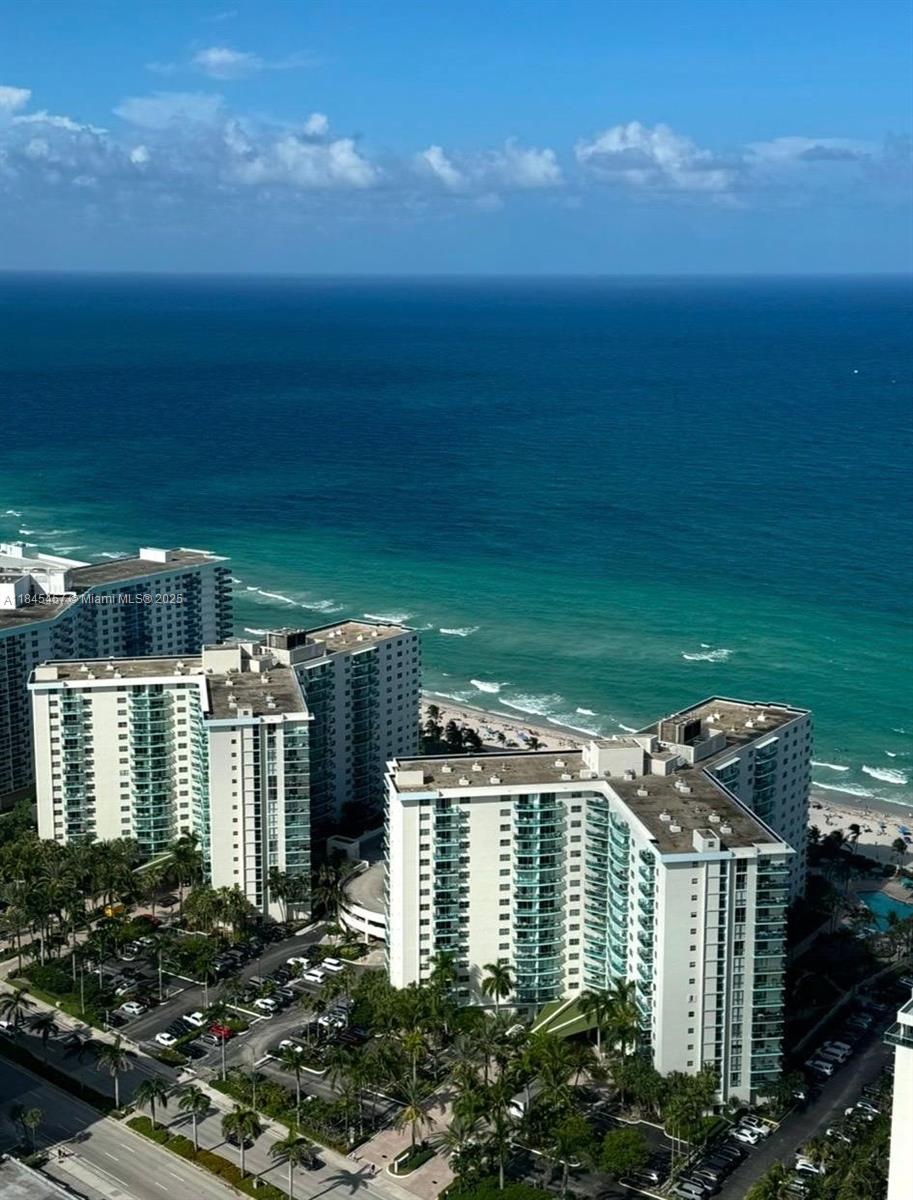 Photo of 3901 Ocean Dr  #3U, Hollywood, Florida, 33019 - 