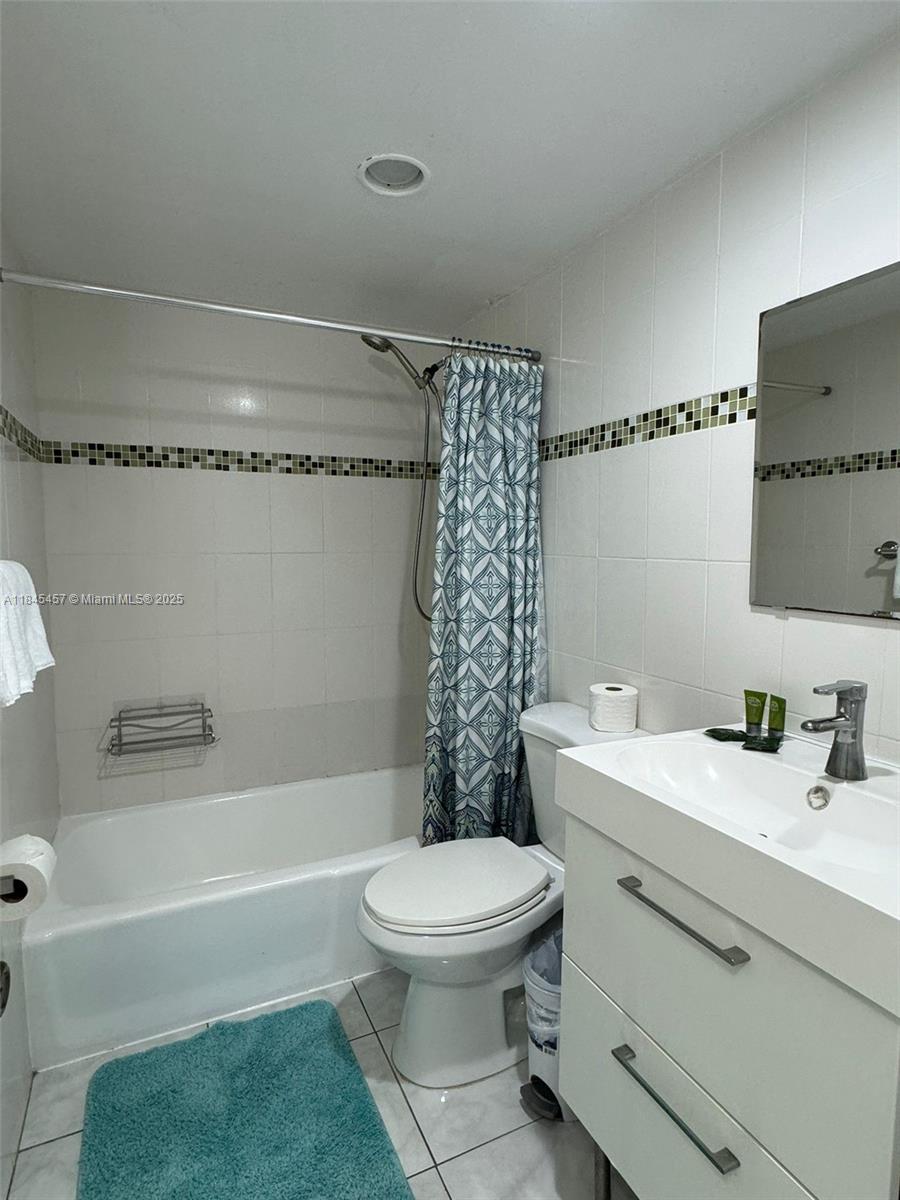 Photo of 3901 Ocean Dr #3U, Hollywood, Florida, 33019 -