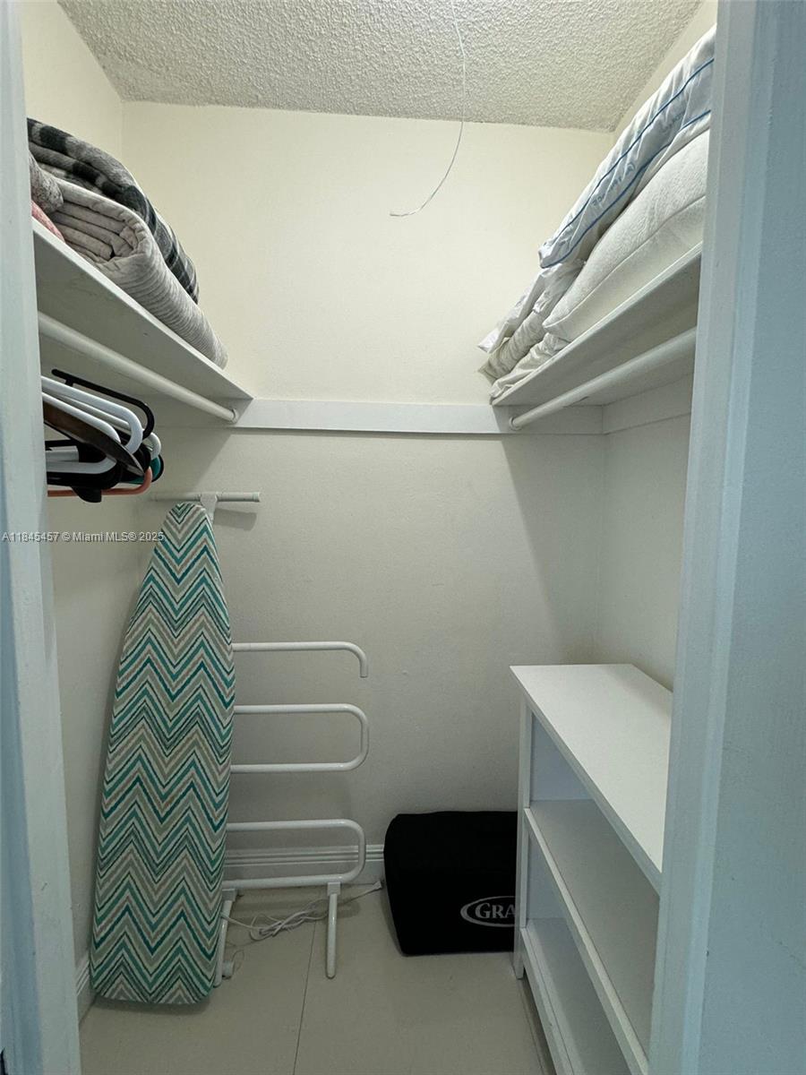 Photo of 3901 Ocean Dr  #3U, Hollywood, Florida, 33019 - 