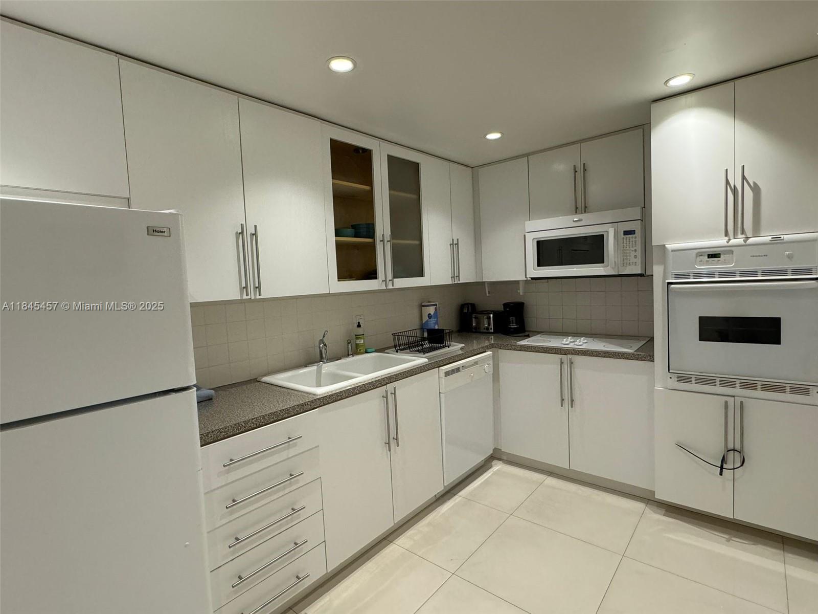 Photo of 3901 Ocean Dr  #3U, Hollywood, Florida, 33019 - 