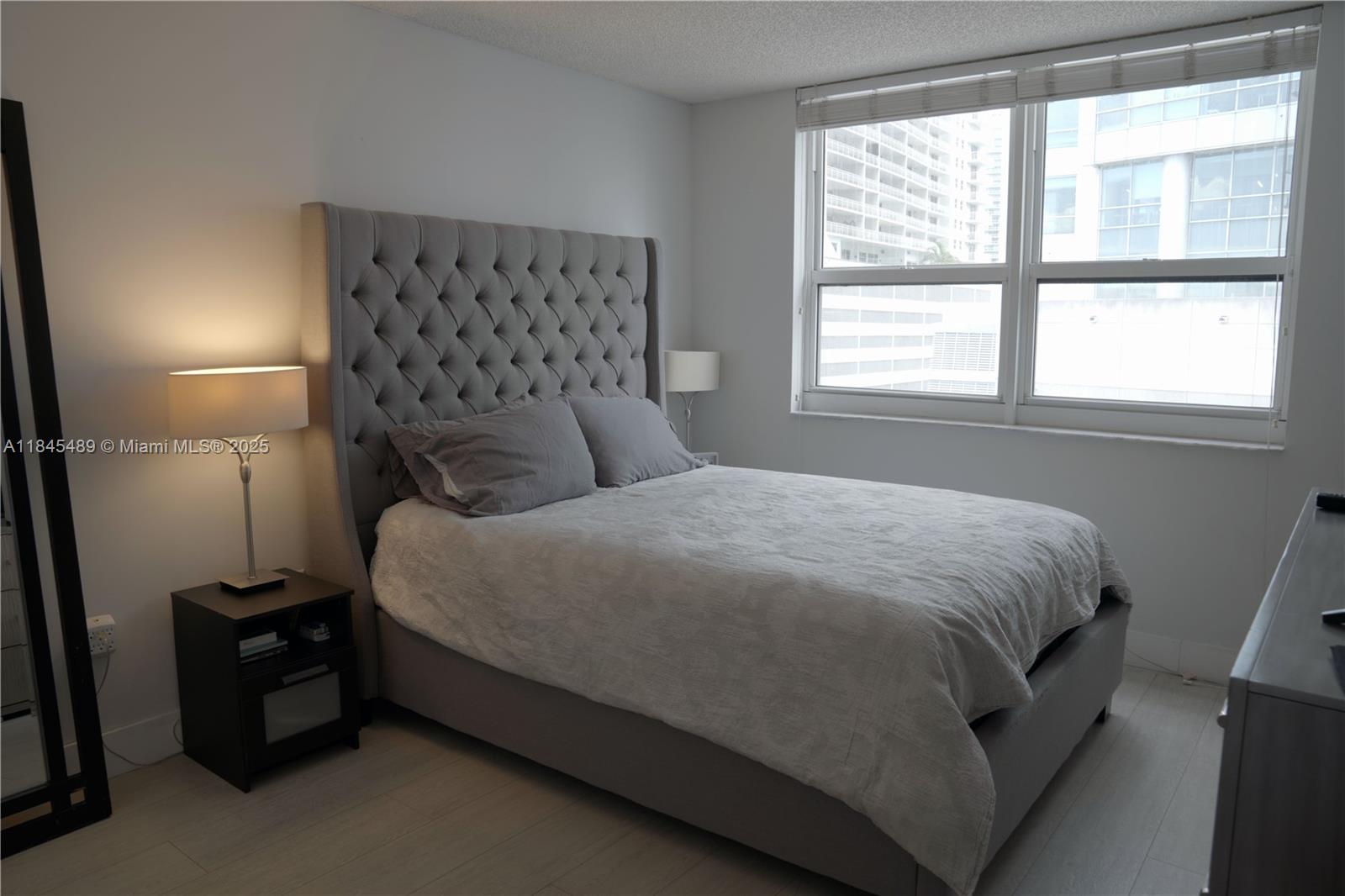 See details 902 3 / 2 1470 sq. ft. $ 2025-08-05 0 Photo