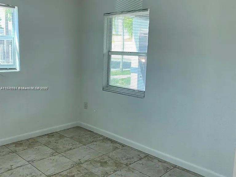 See details / 3024 sq. ft. $ 2025-07-23 0 Photo
