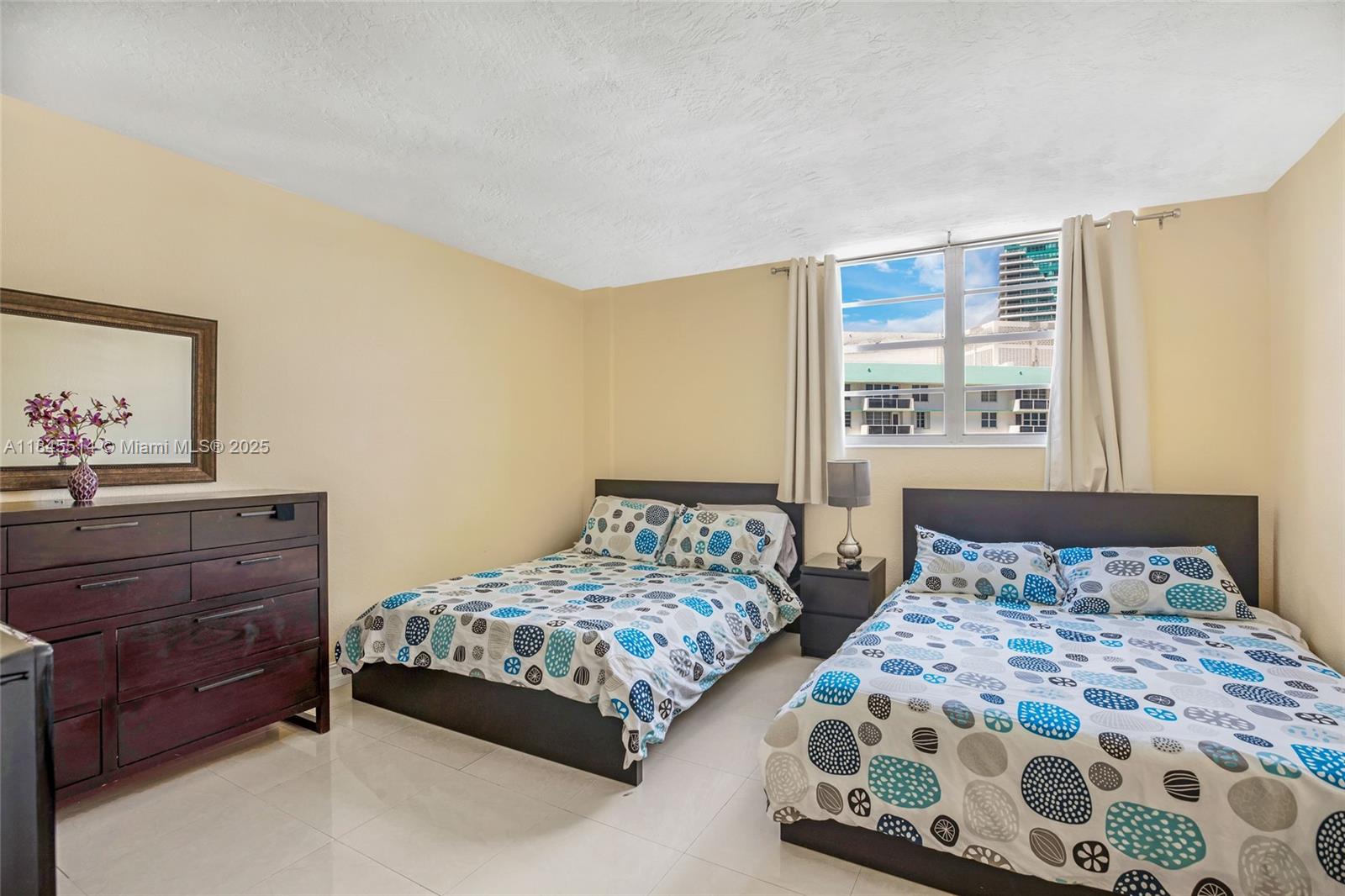 Photo of 3801 Ocean Dr  #15C, Hollywood, Florida, 33019 - 