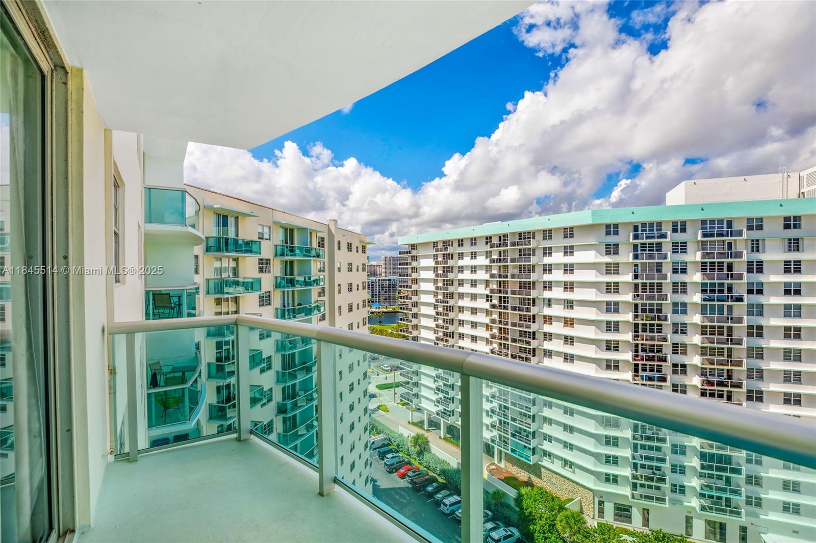 Photo of 3801 Ocean Dr  #15C, Hollywood, Florida, 33019 - 