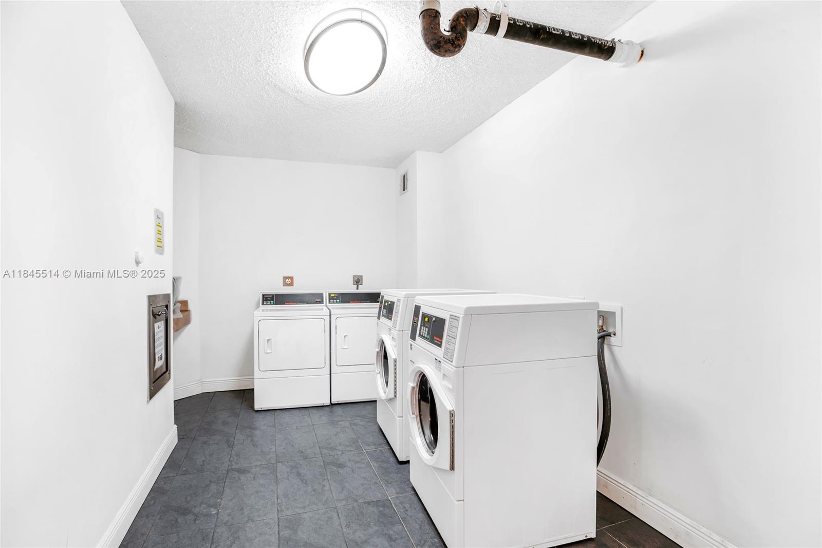Photo of 3801 Ocean Dr  #15C, Hollywood, Florida, 33019 - 