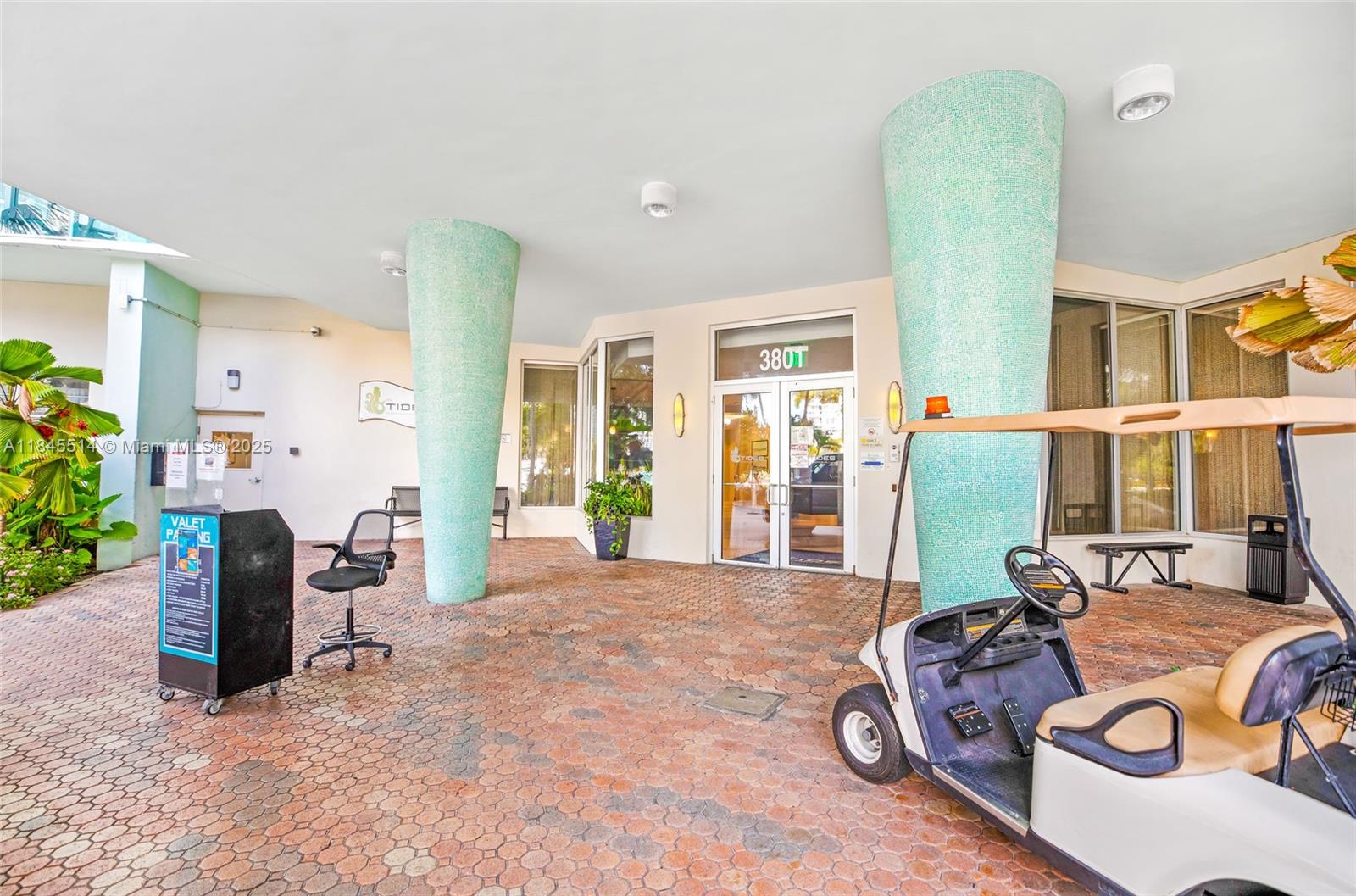Photo of 3801 Ocean Dr  #15C, Hollywood, Florida, 33019 - 