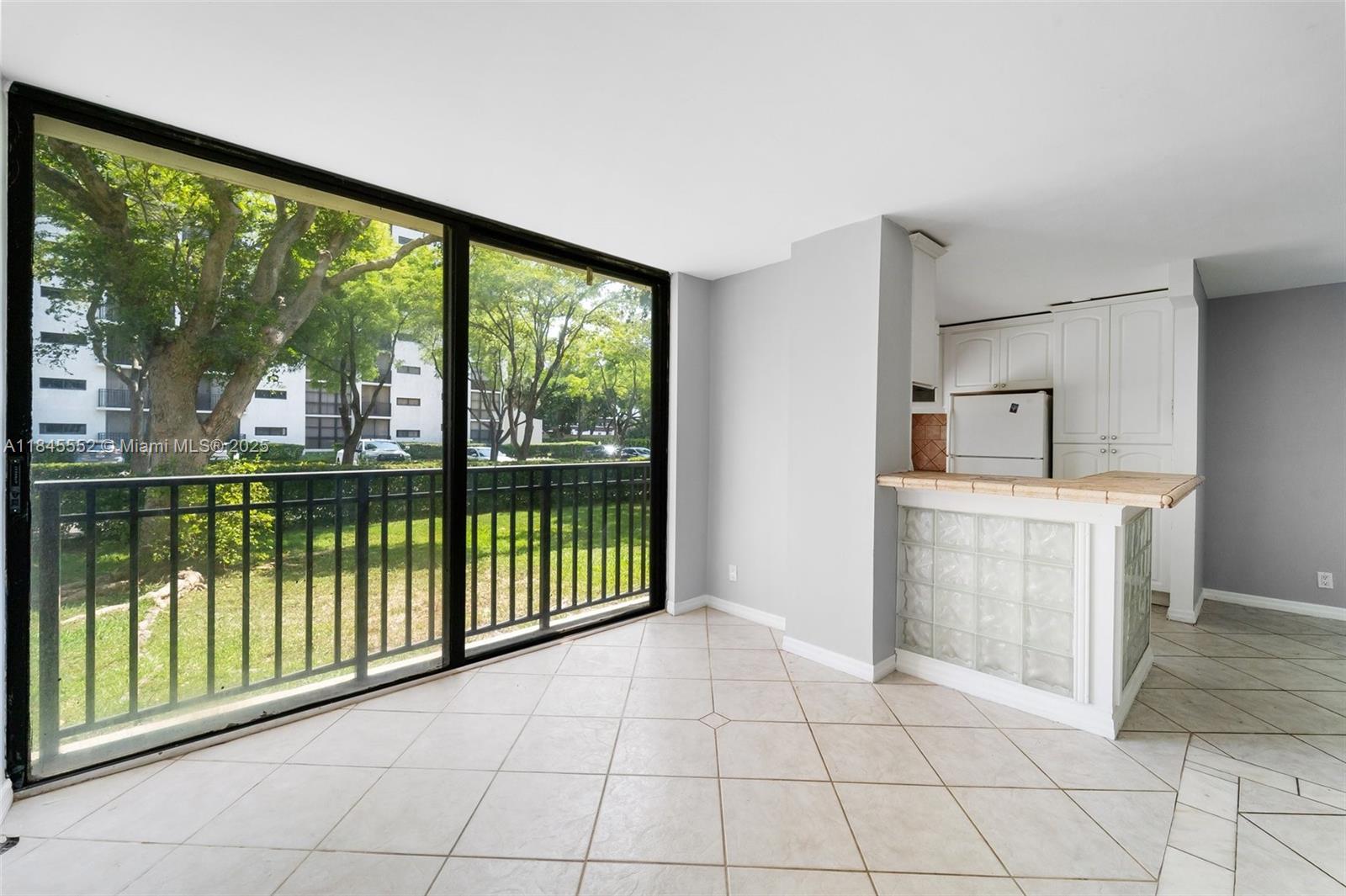 Photo of 16919 Bay Rd #115, Sunny Isles Beach, Florida, 33160 -