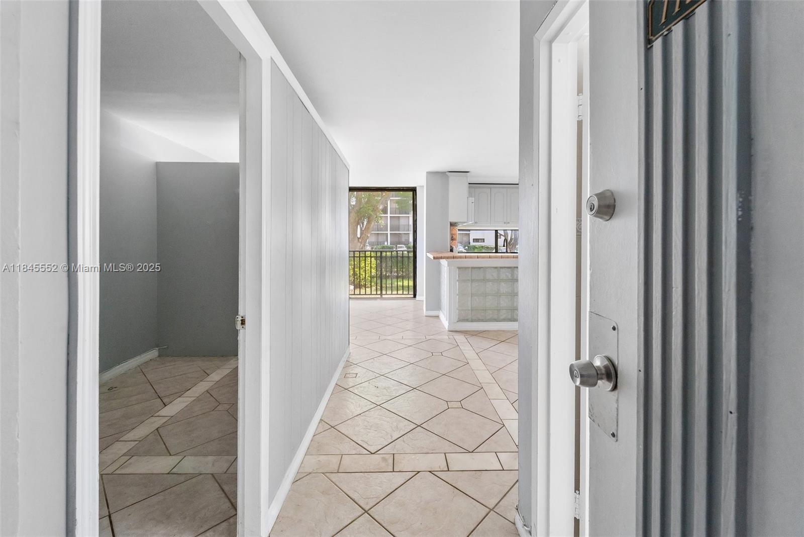Photo of 16919 Bay Rd  #115, Sunny Isles Beach, Florida, 33160 - 