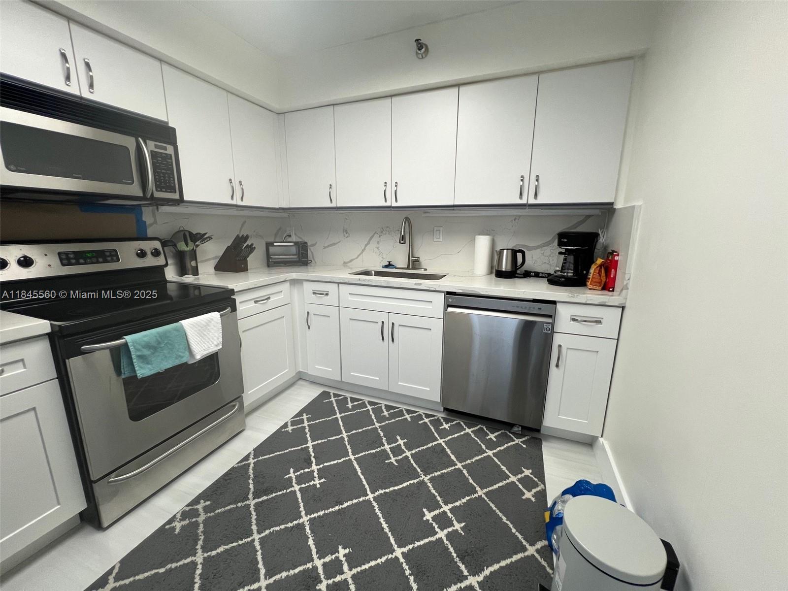 Photo of 3530 Mystic Pointe Dr  #1903, Aventura, Florida, 33180 - 
