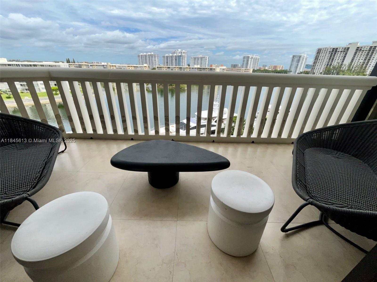 See details 610 2 / 2 1300 sq. ft. $ 2025-07-23 0 Photo