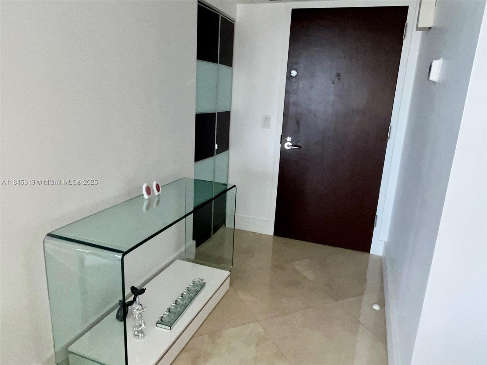 See details 610 2 / 2 1300 sq. ft. $ 2025-07-23 0 Photo