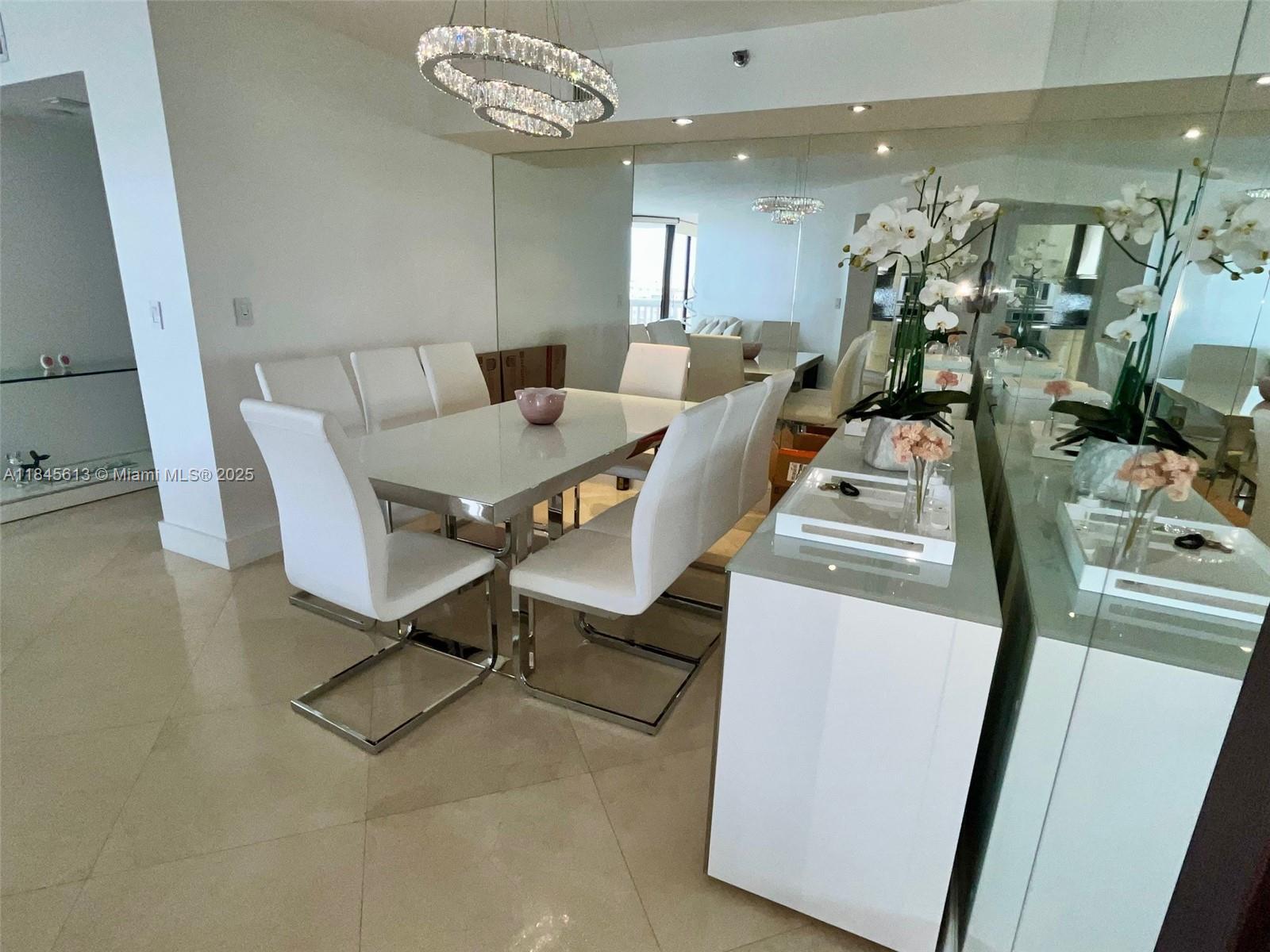 See details 610 2 / 2 1300 sq. ft. $ 2025-07-23 0 Photo