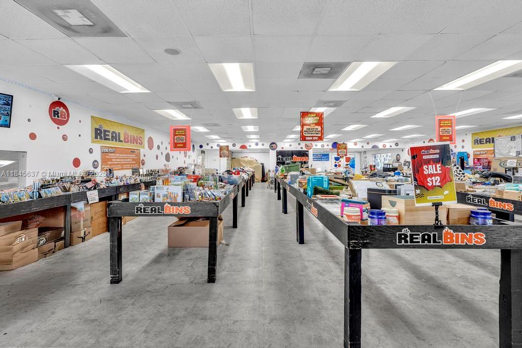   /   sq. ft. $ 2025-07-23 0 Photo