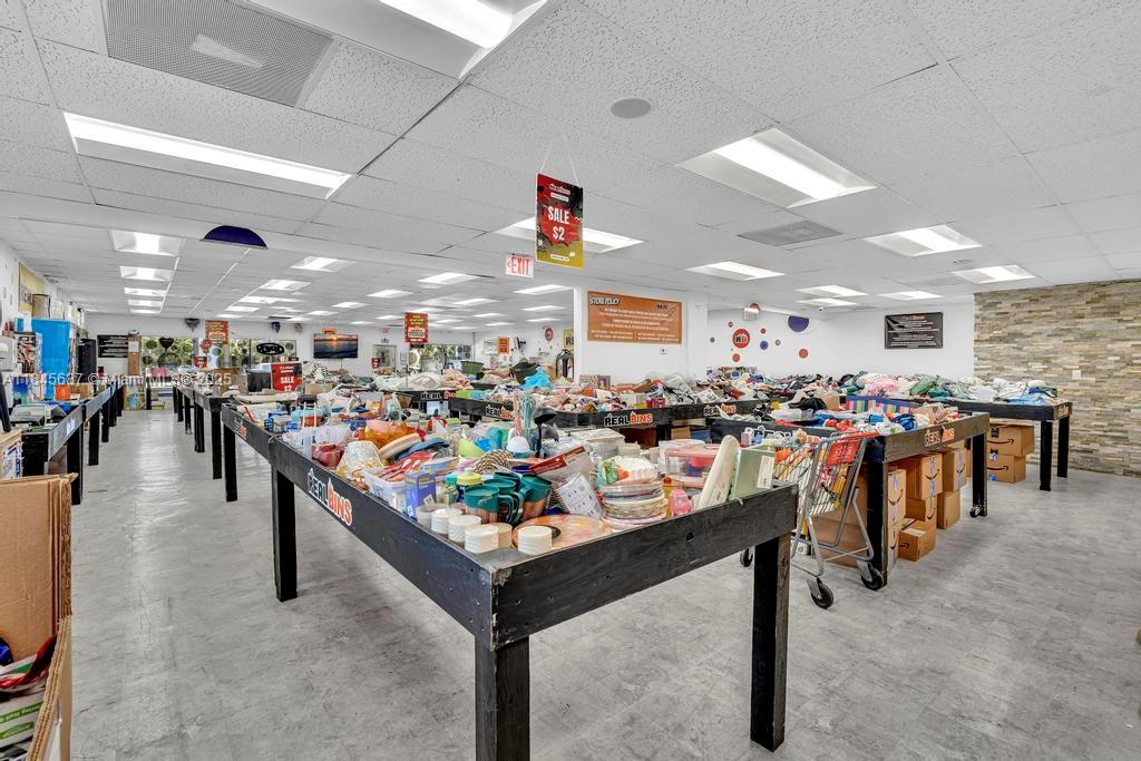   /   sq. ft. $ 2025-07-23 0 Photo