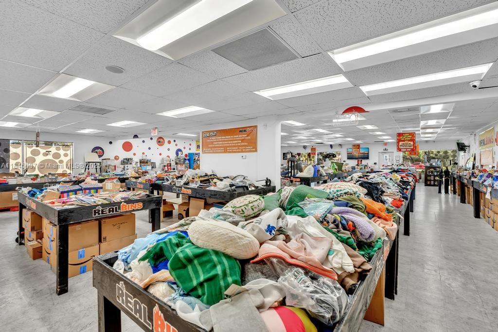   /   sq. ft. $ 2025-07-23 0 Photo