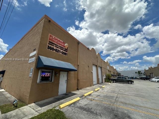 See details 4 / sq. ft. $ 2025-07-23 0 Photo