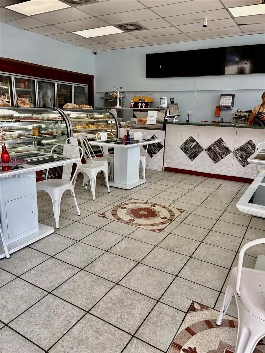See details / sq. ft. $ 2025-07-23 0 Photo