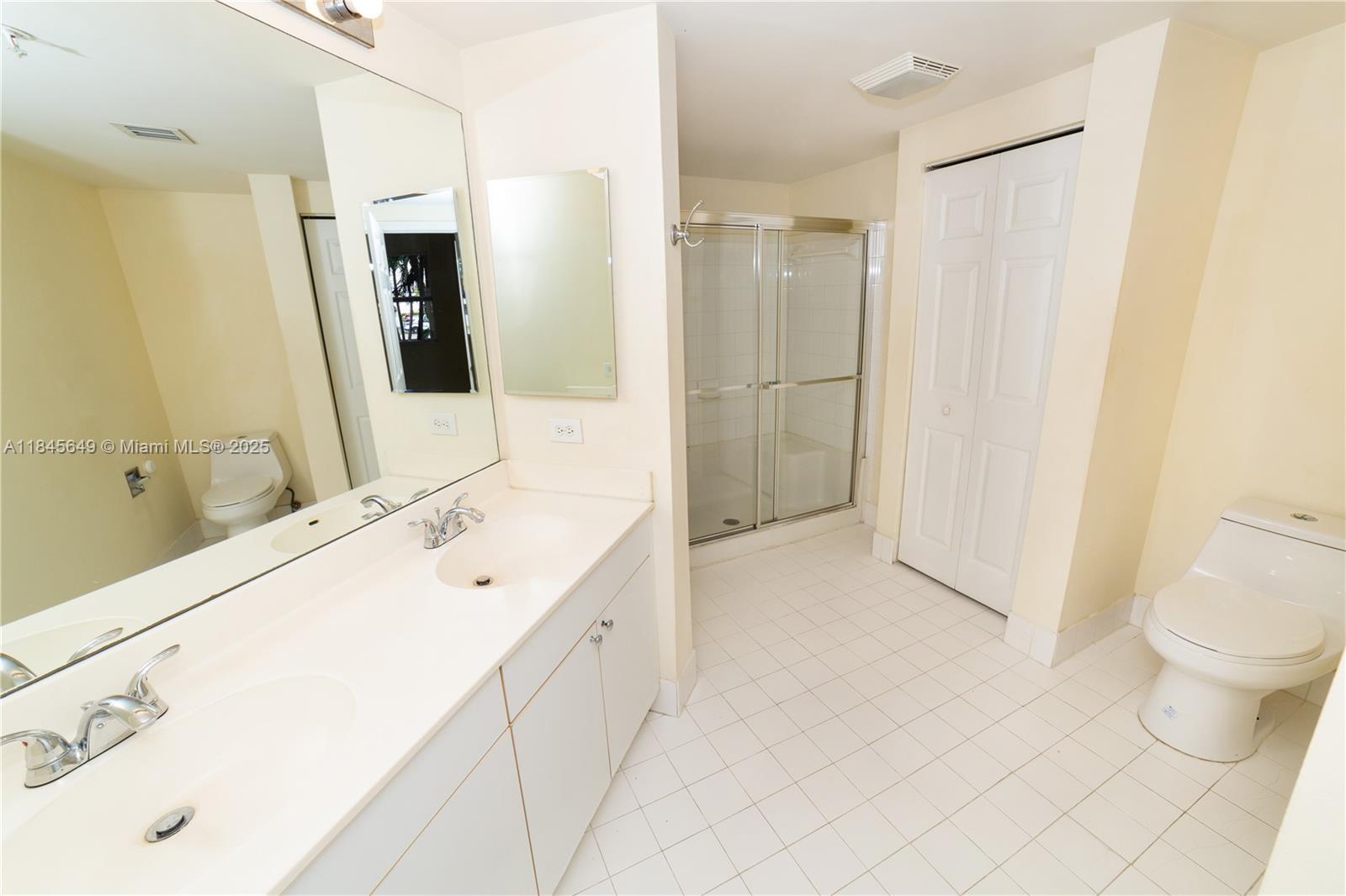 Photo of 17150 Bay Rd  #2110, Sunny Isles Beach, Florida, 33160 - 