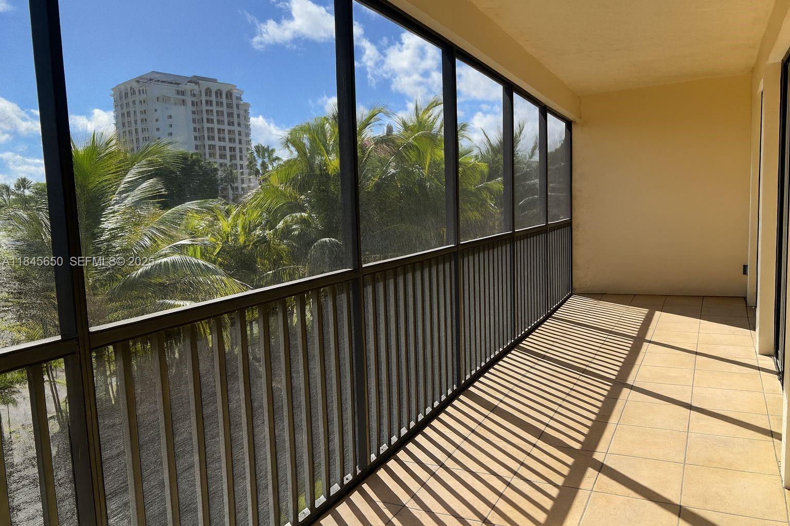 Photo of 20335 Country Club Dr #206, Aventura, Florida, 33180 -