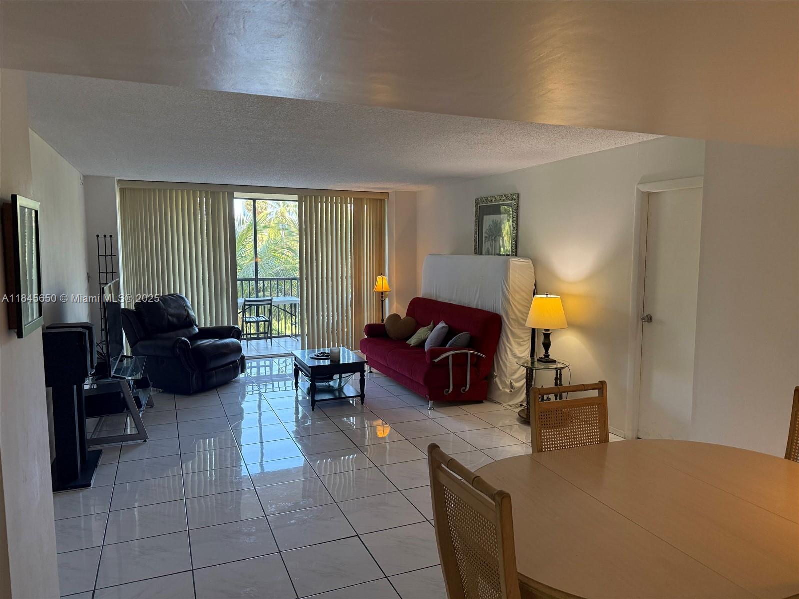 Photo of 20335 Country Club Dr  #206, Aventura, Florida, 33180 - 