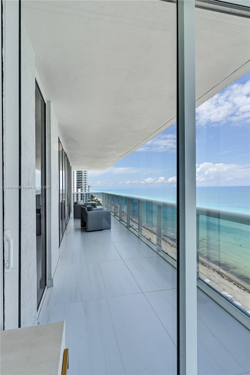 See details 1501 3 / 3 2065 sq. ft. $ 2025-07-23 0 Photo