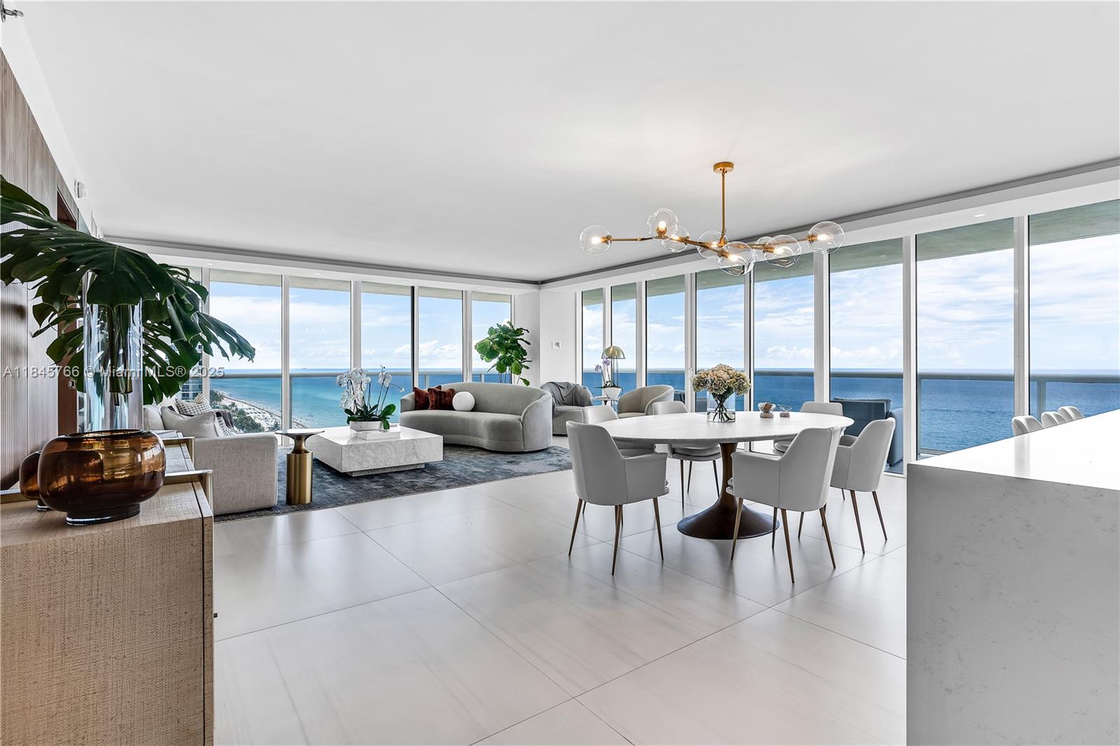 See details 1501 3 / 3 2065 sq. ft. $ 2025-07-23 0 Photo