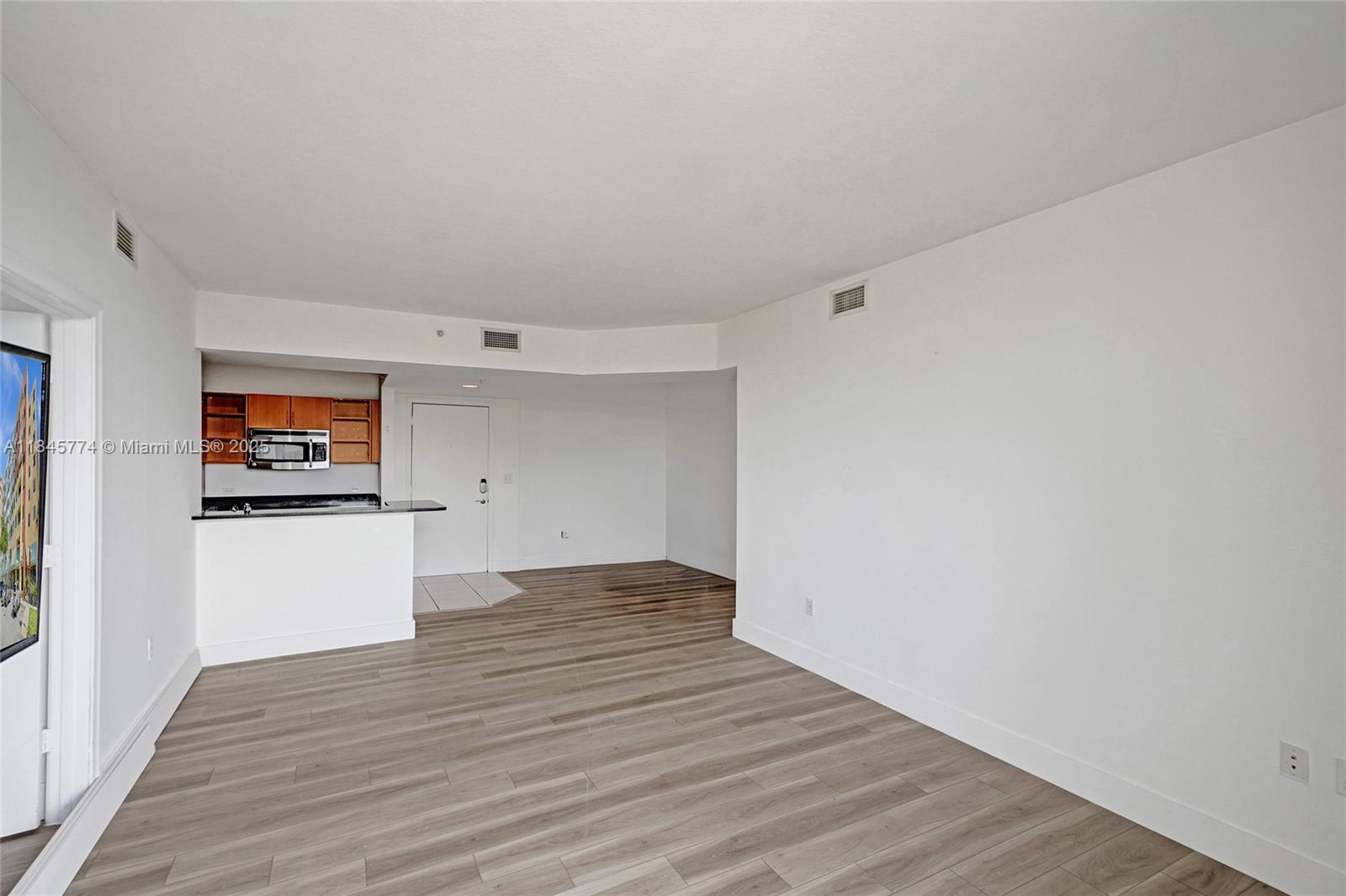 Photo of 2775 187th St  #202, Aventura, Florida, 33180 - 