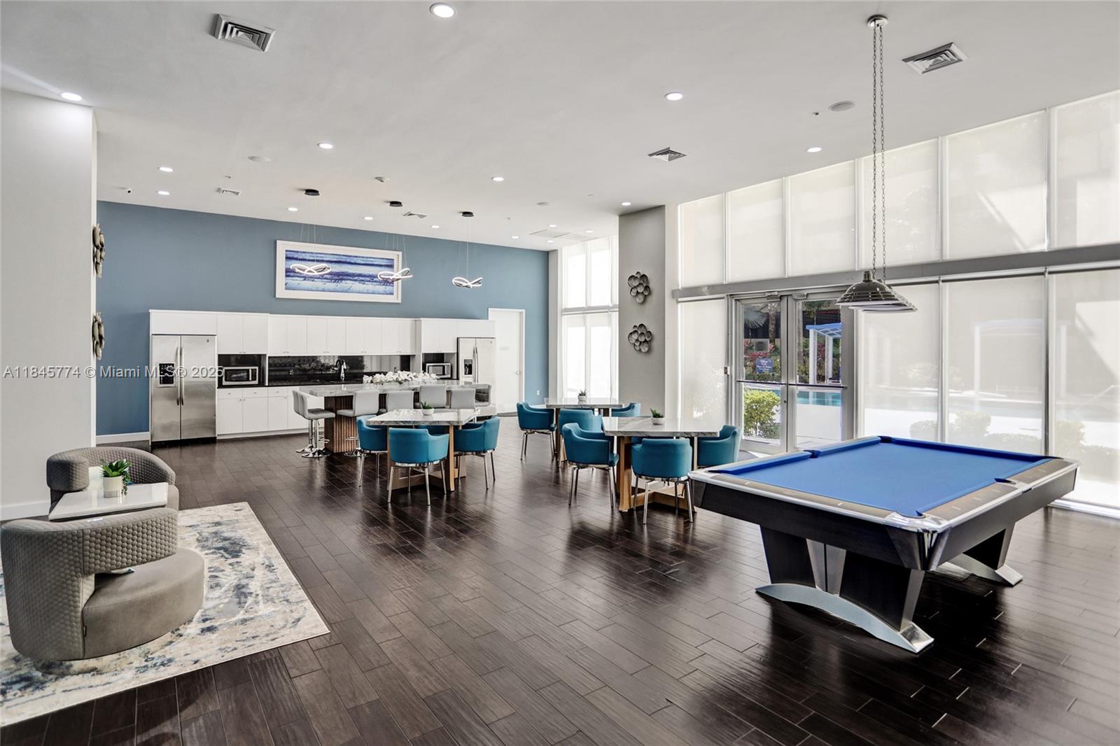 Photo of 2775 187th St  #202, Aventura, Florida, 33180 - 